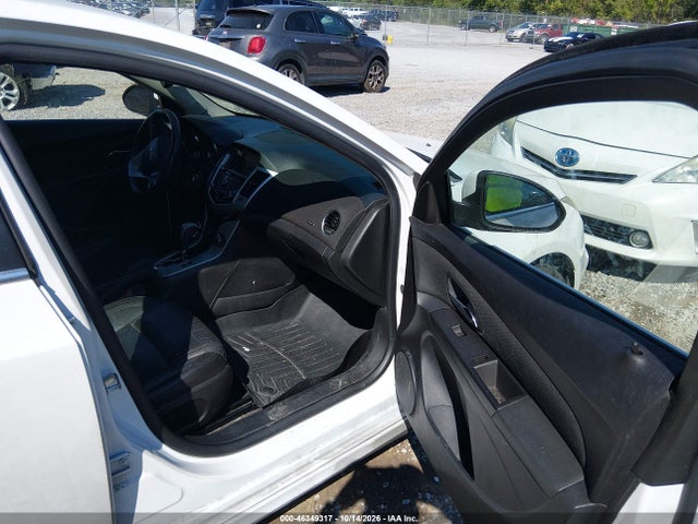 2015 Chevrolet Cruze 2lt Auto მანქანა იყიდება აუქციონზე, vin: 1G1PE5SB2F7119057, აუქციონის ნომერი: 46349317