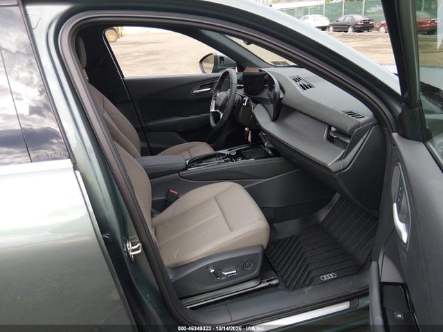 WA1ABCFJ9T1046046 Audi Q3 Tfsi Quattro S Tronic