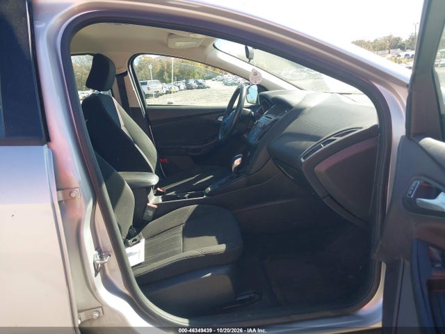 1FADP3F29FL209998 Ford FOCUS SE