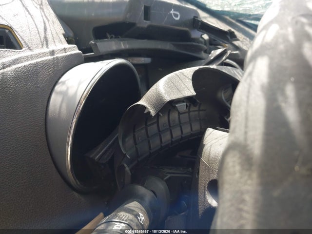 Hyundai SONATA HYBRID 2015 KMHEC4A40FA138870 Image 14