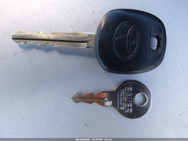46349499 :رقم المزاد ، 3TYRX5GN6NT057880 vin ، 2022 Toyota Tacoma Sr مزاد بيع