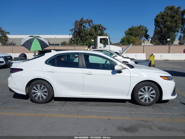 Продаж на аукціоні авто 2022 Toyota Camry Le Hybrid, vin: 4T1C31AK0NU591470, номер лоту: 46349505