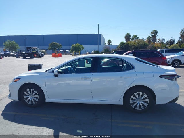 Продаж на аукціоні авто 2022 Toyota Camry Le Hybrid, vin: 4T1C31AK0NU591470, номер лоту: 46349505