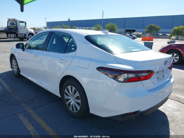 Продаж на аукціоні авто 2022 Toyota Camry Le Hybrid, vin: 4T1C31AK0NU591470, номер лоту: 46349505