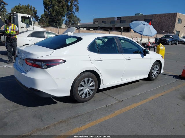 Продаж на аукціоні авто 2022 Toyota Camry Le Hybrid, vin: 4T1C31AK0NU591470, номер лоту: 46349505