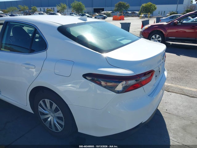 Продаж на аукціоні авто 2022 Toyota Camry Le Hybrid, vin: 4T1C31AK0NU591470, номер лоту: 46349505