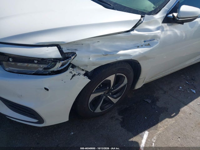 2019 Honda Insight Touring მანქანა იყიდება აუქციონზე, vin: 19XZE4F94KE003550, აუქციონის ნომერი: 46349585