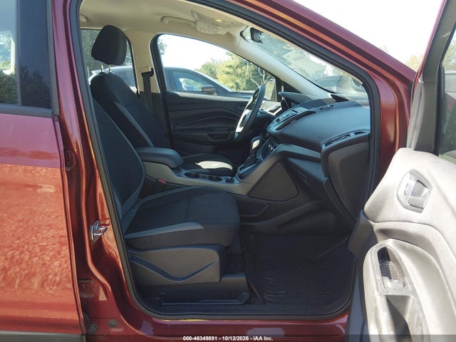 2015 Ford Escape S მანქანა იყიდება აუქციონზე, vin: 1FMCU0F79FUA57090, აუქციონის ნომერი: 46349891