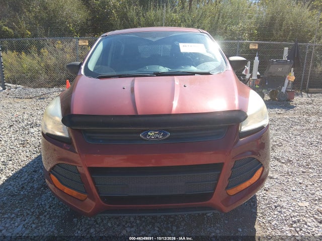 2015 Ford Escape S მანქანა იყიდება აუქციონზე, vin: 1FMCU0F79FUA57090, აუქციონის ნომერი: 46349891