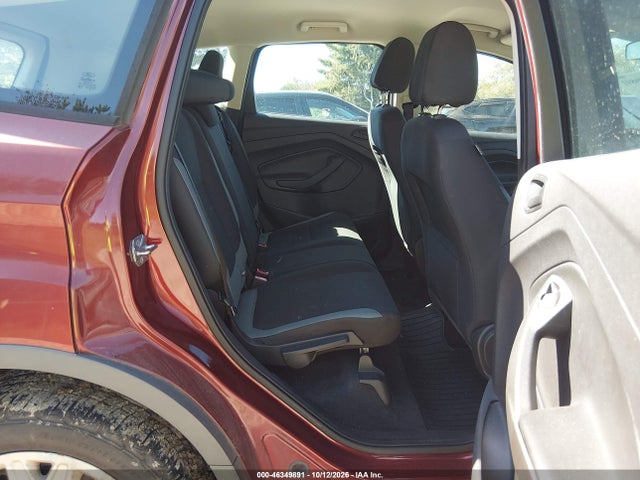 2015 Ford Escape S მანქანა იყიდება აუქციონზე, vin: 1FMCU0F79FUA57090, აუქციონის ნომერი: 46349891
