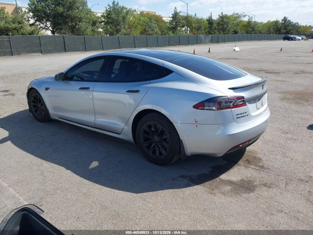 46349933 :رقم المزاد ، 5YJSA1E24KF304099 vin ، 2019 Tesla Model S 100d/75d/long Range/standard Range مزاد بيع
