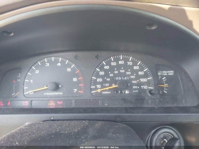 46350025 :رقم المزاد ، JT3GN87R7V0038260 vin ، 1997 Toyota 4runner Sr5 V6 Limited مزاد بيع