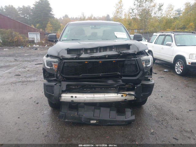 5TFUM5F11FX059559 Toyota Tundra Sr 4.6l V8