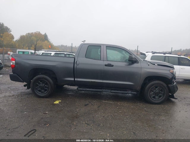 5TFUM5F11FX059559 Toyota Tundra Sr 4.6l V8