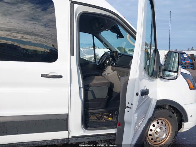 Ford Transit-350 Passenger Van Xlt 2024 1FBAX9C85RKA21146 Image 5