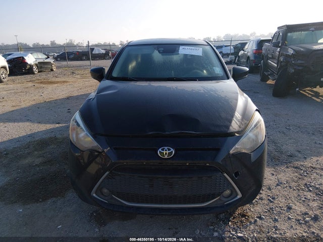 46350195 :رقم المزاد ، 3MYDLBYV4KY521768 vin ، 2019 Toyota Yaris Le مزاد بيع