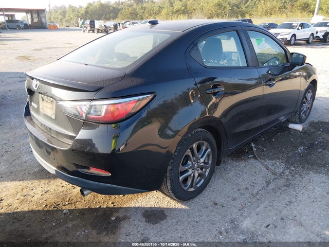 46350195 :رقم المزاد ، 3MYDLBYV4KY521768 vin ، 2019 Toyota Yaris Le مزاد بيع