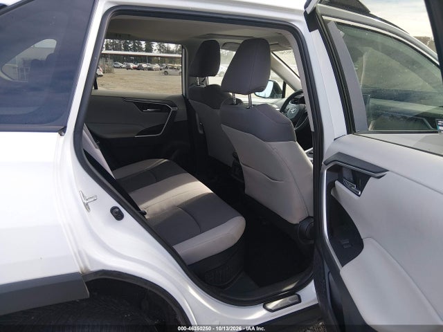 2T3RWRFV2KW010508 Toyota Rav4 Hybrid Xle