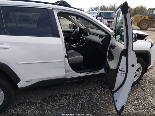2T3RWRFV2KW010508 Toyota Rav4 Hybrid Xle