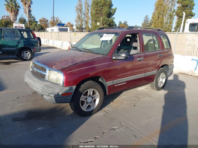 Продажа на аукционе авто 2003 Chevrolet Tracker Hard Top Base, vin: 2CNBE13C836926479, номер лота: 46350259