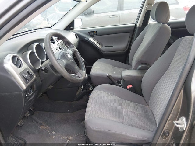 46350655 :رقم المزاد ، 2T1KR32E45C358675 vin ، 2005 Toyota Matrix مزاد بيع