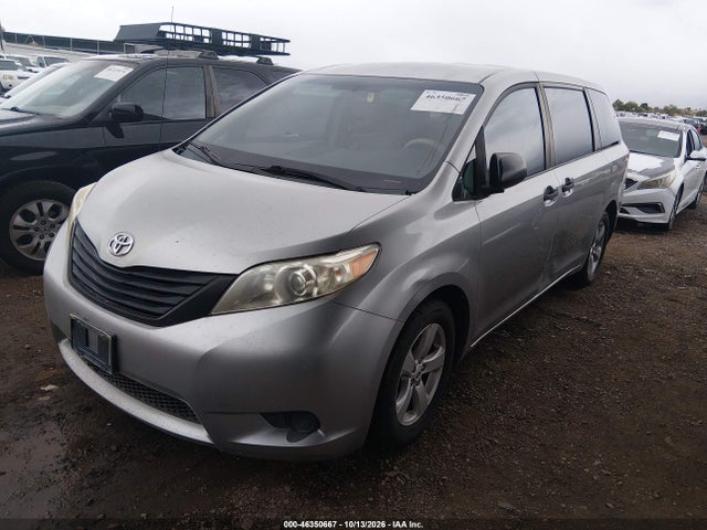 46350667 :رقم المزاد ، 5TDZK3DC5BS030487 vin ، 2011 Toyota Sienna Base V6 مزاد بيع