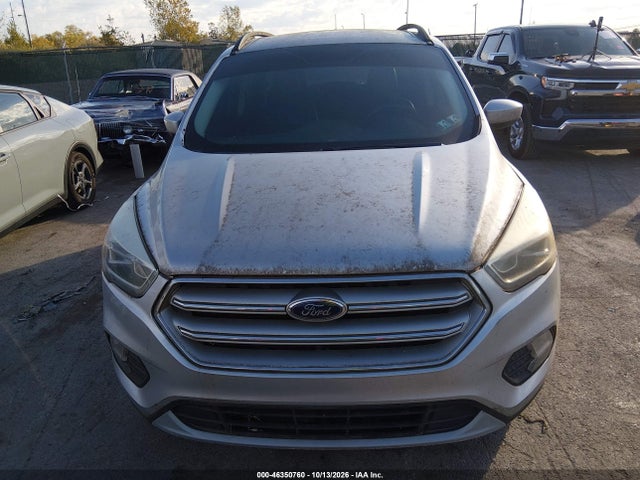 46350760 :رقم المزاد ، 1FMCU9HD7JUD17180 vin ، 2018 Ford Escape Sel مزاد بيع