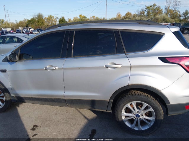 46350760 :رقم المزاد ، 1FMCU9HD7JUD17180 vin ، 2018 Ford Escape Sel مزاد بيع