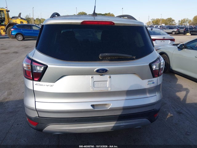 46350760 :رقم المزاد ، 1FMCU9HD7JUD17180 vin ، 2018 Ford Escape Sel مزاد بيع