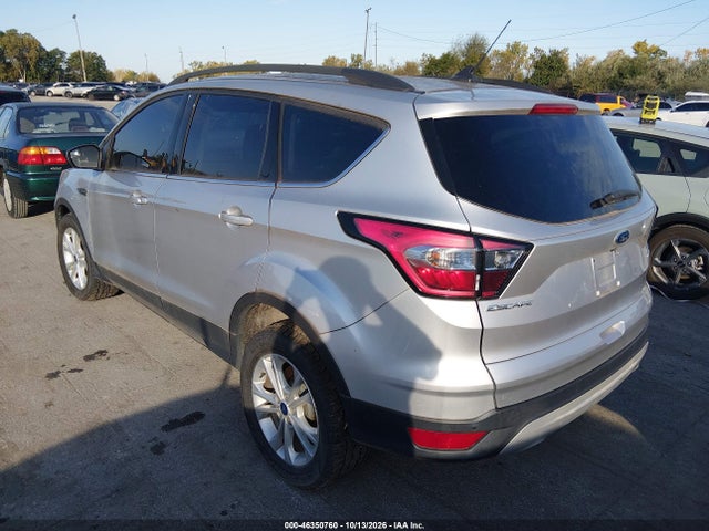 46350760 :رقم المزاد ، 1FMCU9HD7JUD17180 vin ، 2018 Ford Escape Sel مزاد بيع