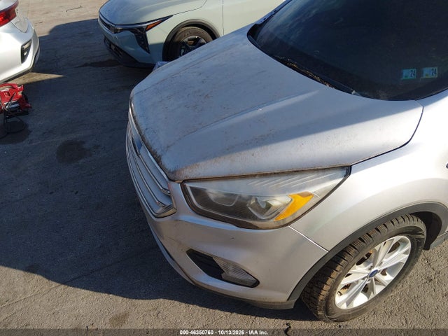 46350760 :رقم المزاد ، 1FMCU9HD7JUD17180 vin ، 2018 Ford Escape Sel مزاد بيع