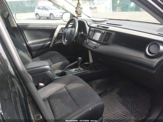 46350895 :رقم المزاد ، 2T3RFREV9JW834196 vin ، 2018 Toyota Rav4 Xle مزاد بيع