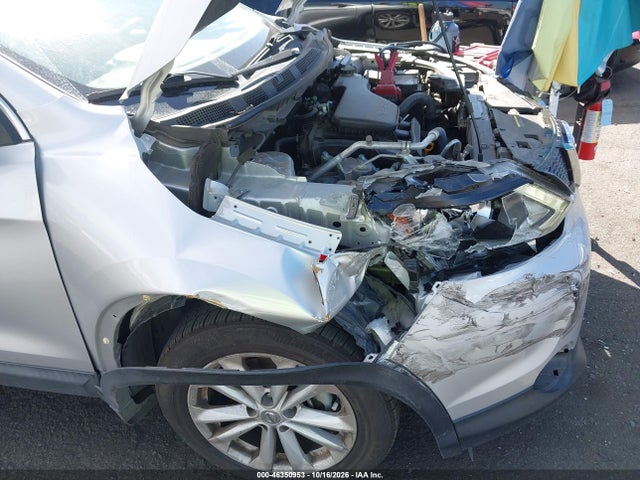 46350953 :رقم المزاد ، JN1BJ1CP7HW010458 vin ، 2017 Nissan Rogue Sport Sv مزاد بيع