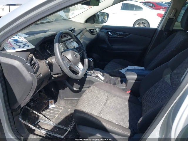 46350953 :رقم المزاد ، JN1BJ1CP7HW010458 vin ، 2017 Nissan Rogue Sport Sv مزاد بيع
