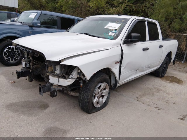Продажа на аукционе авто 2015 Ram 1500 Tradesman, vin: 3C6RR6KTXFG604299, номер лота: 46351066