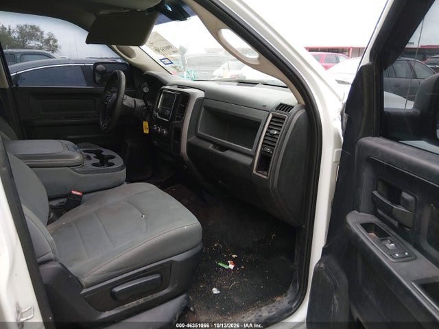 Продажа на аукционе авто 2015 Ram 1500 Tradesman, vin: 3C6RR6KTXFG604299, номер лота: 46351066