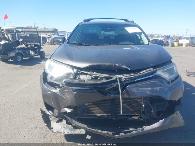 Toyota RAV4 LE 2017 2T3BFREV2HW598549 Image 6