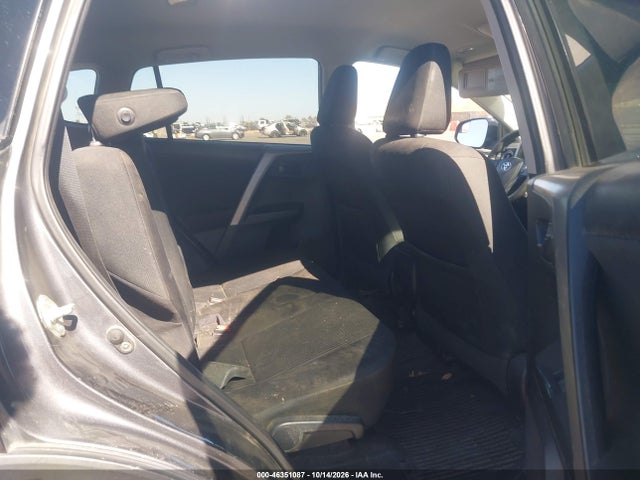 Toyota RAV4 LE 2017 2T3BFREV2HW598549 Image 8