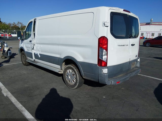 2015 Ford Transit-250 მანქანა იყიდება აუქციონზე, vin: 1FTNR1ZM2FKA34462, აუქციონის ნომერი: 46351092