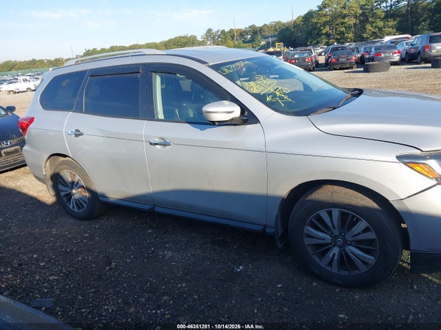 46351281 :رقم المزاد ، 5N1DR2MMXHC696694 vin ، 2017 Nissan Pathfinder Sl مزاد بيع