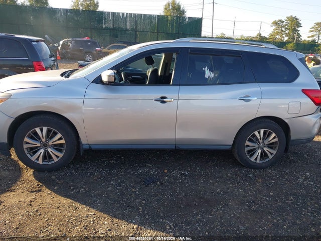 46351281 :رقم المزاد ، 5N1DR2MMXHC696694 vin ، 2017 Nissan Pathfinder Sl مزاد بيع