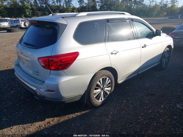 46351281 :رقم المزاد ، 5N1DR2MMXHC696694 vin ، 2017 Nissan Pathfinder Sl مزاد بيع