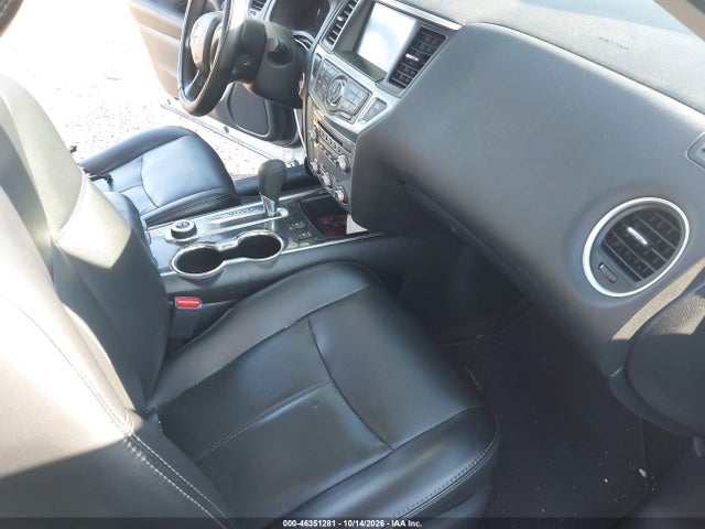 46351281 :رقم المزاد ، 5N1DR2MMXHC696694 vin ، 2017 Nissan Pathfinder Sl مزاد بيع