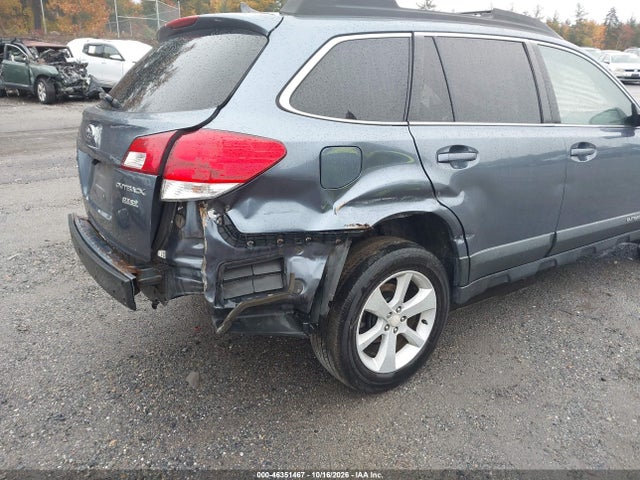 4S4BRBCCXE3224491 Subaru Outback 2.5i Premium