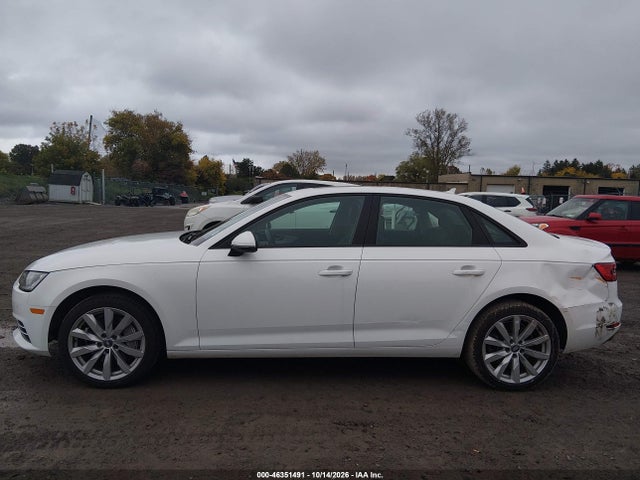Продаж на аукціоні авто 2017 Audi A4 2.0t Premium, vin: WAUANAF4XHN009290, номер лоту: 46351491