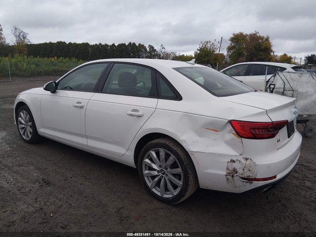 Продаж на аукціоні авто 2017 Audi A4 2.0t Premium, vin: WAUANAF4XHN009290, номер лоту: 46351491