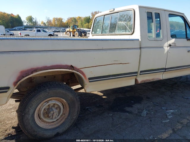 46351611 :رقم المزاد ، 1FTHX25G3MKA13898 vin ، 1991 Ford F250 مزاد بيع
