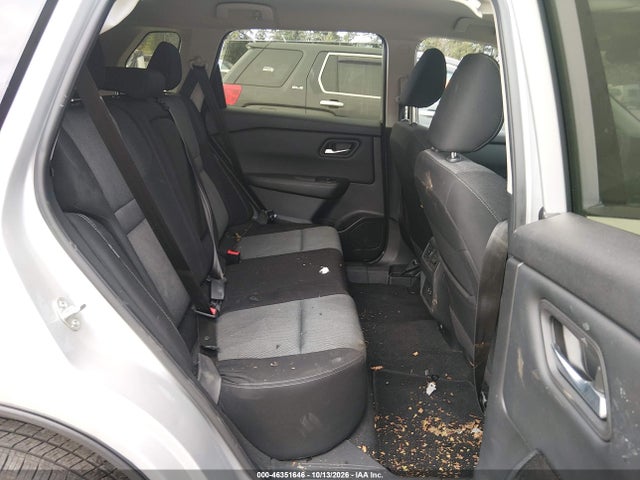 JN8BT3BB6SW421578 Nissan Rogue Sv Intelligent Awd
