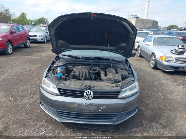 2014 Volkswagen Jetta 2.0l S მანქანა იყიდება აუქციონზე, vin: 3VW2K7AJ1EM256734, აუქციონის ნომერი: 46351802