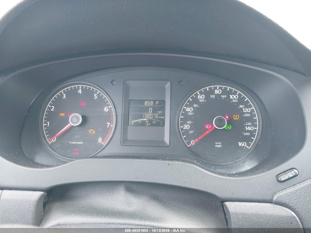 2014 Volkswagen Jetta 2.0l S მანქანა იყიდება აუქციონზე, vin: 3VW2K7AJ1EM256734, აუქციონის ნომერი: 46351802